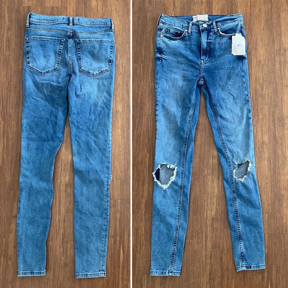 Free People Blue Denim Jeans 27L Long Distressed Ripped Knee Skinny Mid Rise